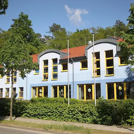 Hostel Djh Waren - Müritz