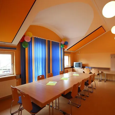 Hostel Djh Waren - Müritz