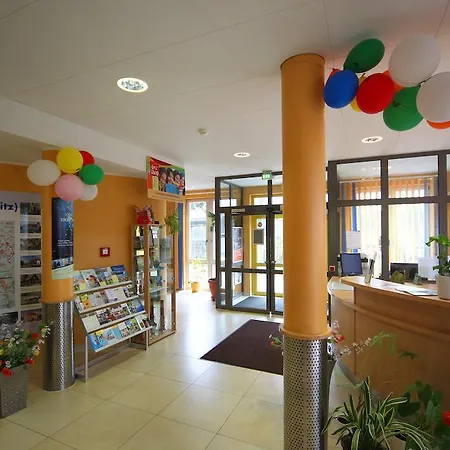 Hostel Djh Waren - Müritz *