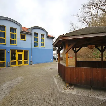 Hostel Djh Waren - Müritz *