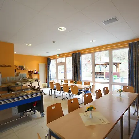 Hostel Djh Waren - Müritz *