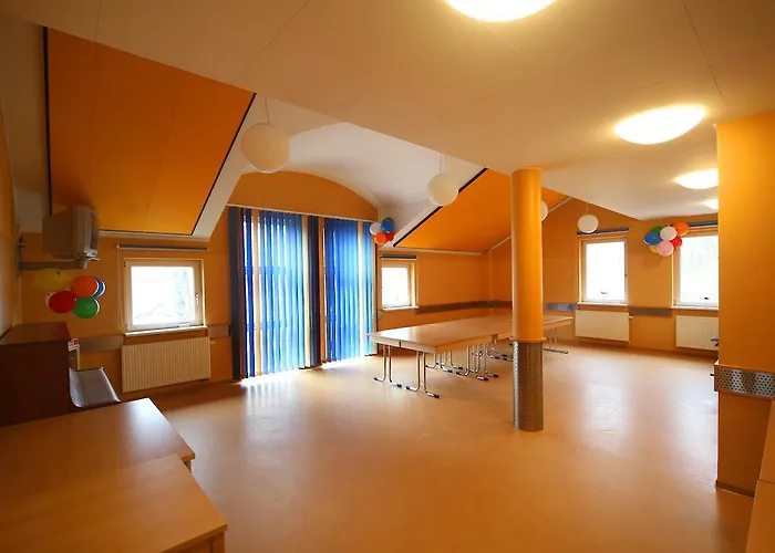 Hostel Djh Waren - Müritz