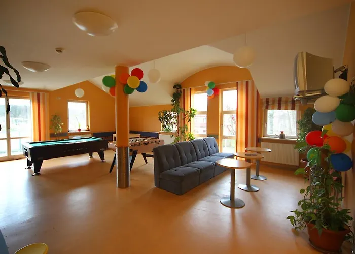 Hostel Djh Waren - Müritz *